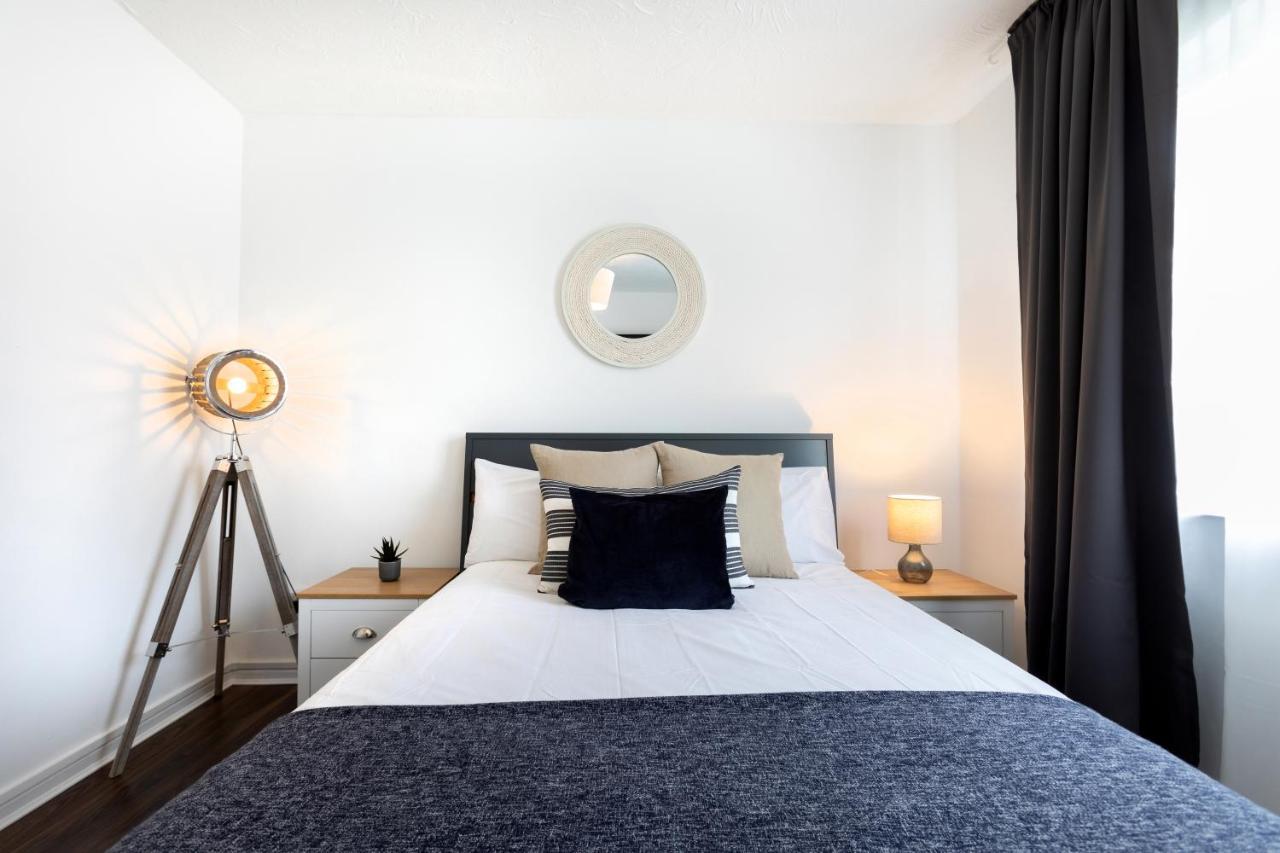 1-Bedroom Apartment With A Private Garden, Beach 5-Min Walk Weymouth Oda fotoğraf
